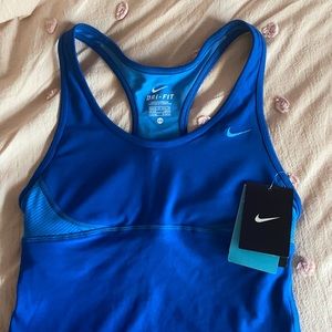 Women’s Nike dri-fit tank top